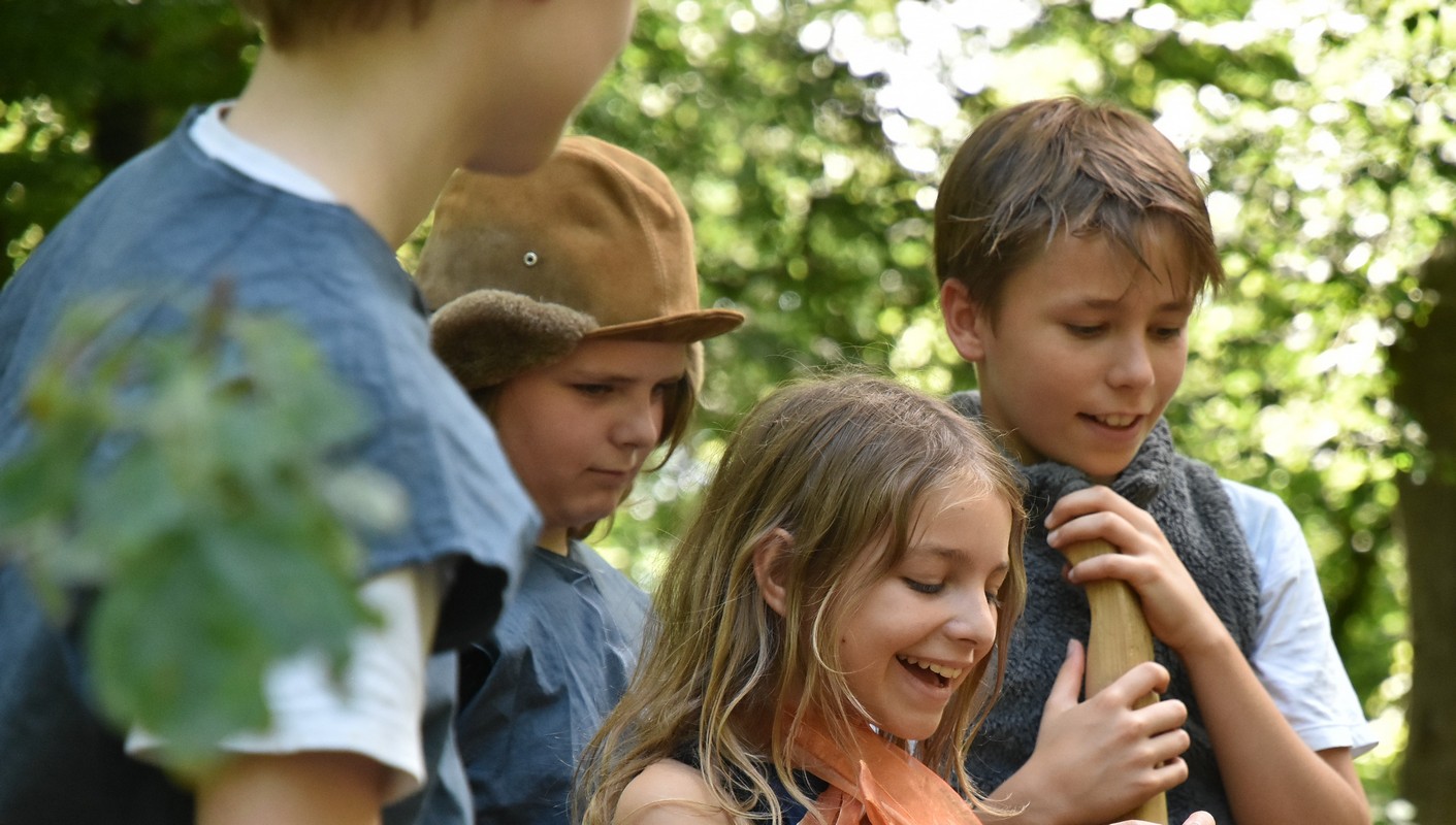 2023 06 06 Waldtheater 003.jpg Gruppe wald